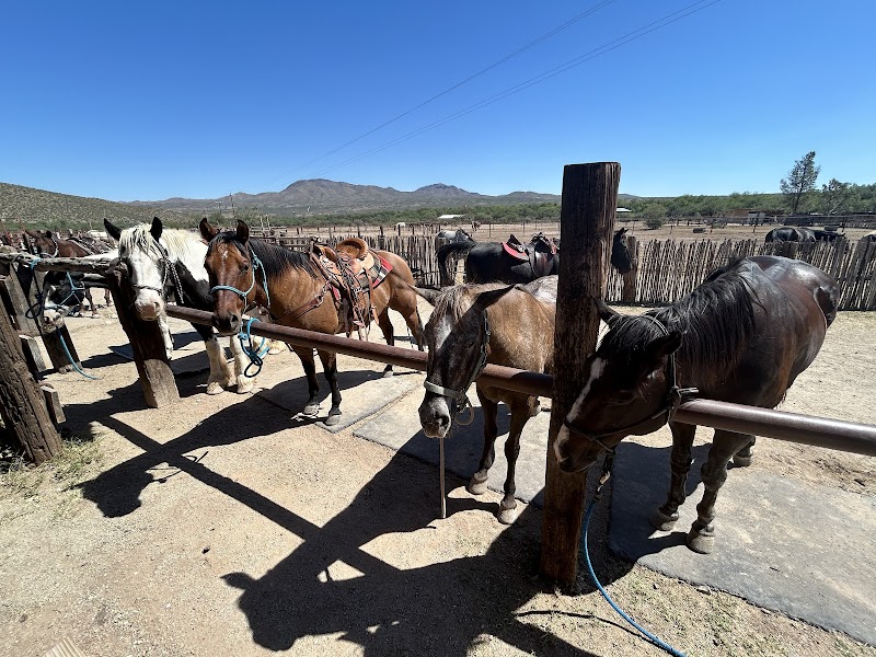 Double R Guest Ranch - Photo 1