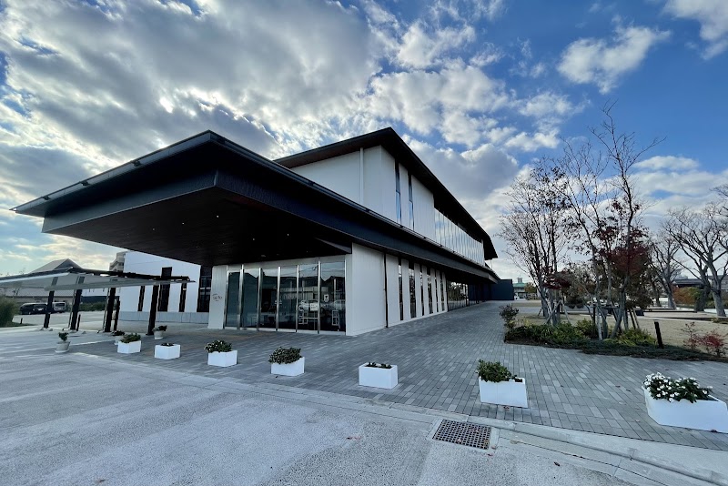 柳川市民文化会館 suito