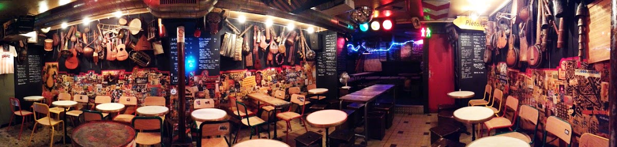 La Folie en Tête, vue extérieure