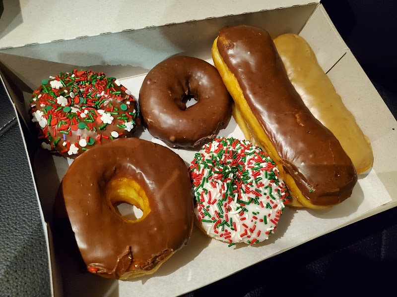 Heavenly Donuts Bakery photo 2