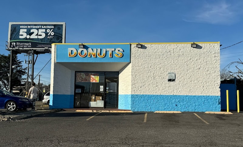 Heavenly Donuts Bakery photo 1