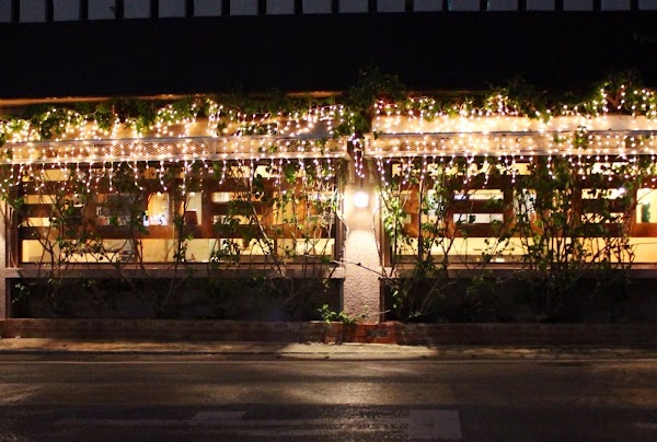 Dining IZAKAYA てぃーだんぶい