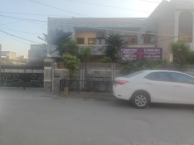Dr Amika Aggarwal - Image 2