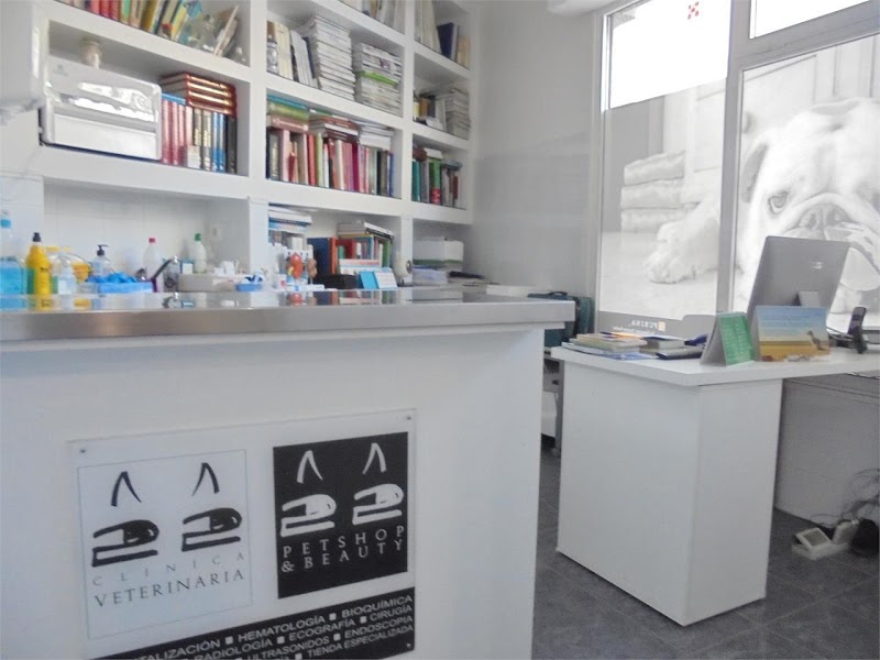 22 Clínica Veterinaria photo 5