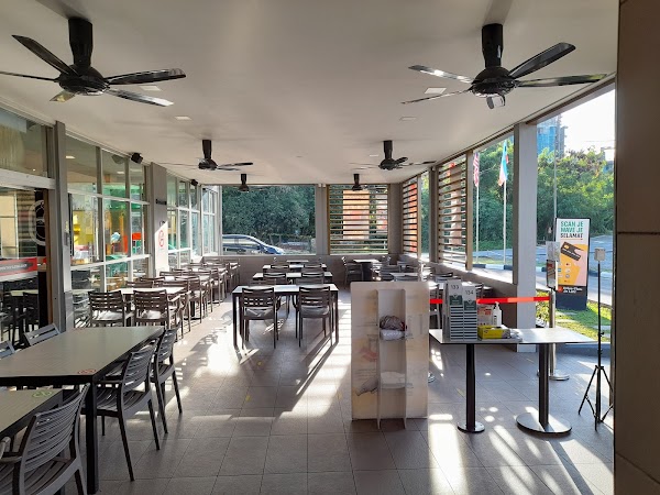 McDonald's - Photo 1