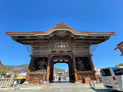 Zenko-ji Temple - 3