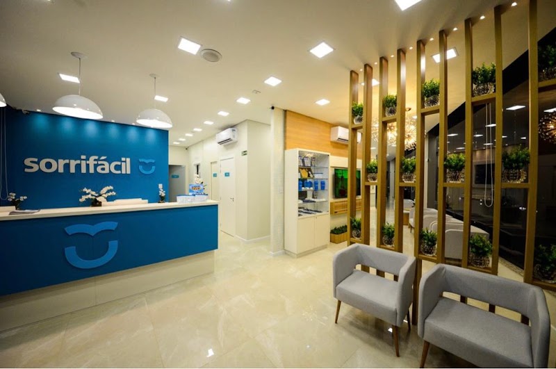 Sorrifácil Campinas - Implantes Dentários, Clareamento, lentes de contato, alinhador invisível e mais! - foto 3