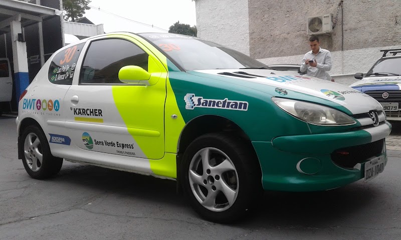 Adesipar Comunicação Visual Envelopamento Automotivo