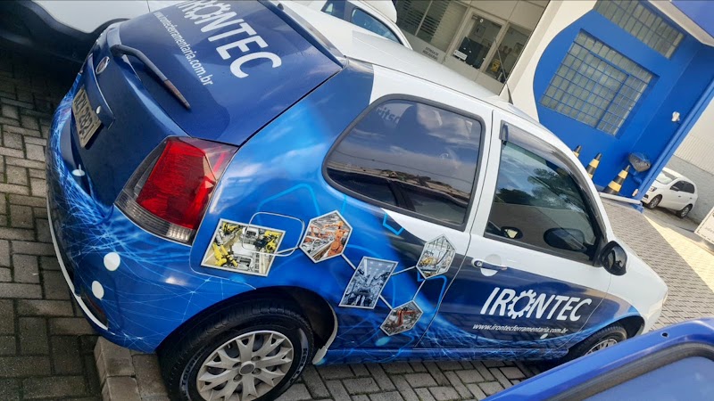 Foto de Adesipar Comunicação Visual Envelopamento Automotivo
