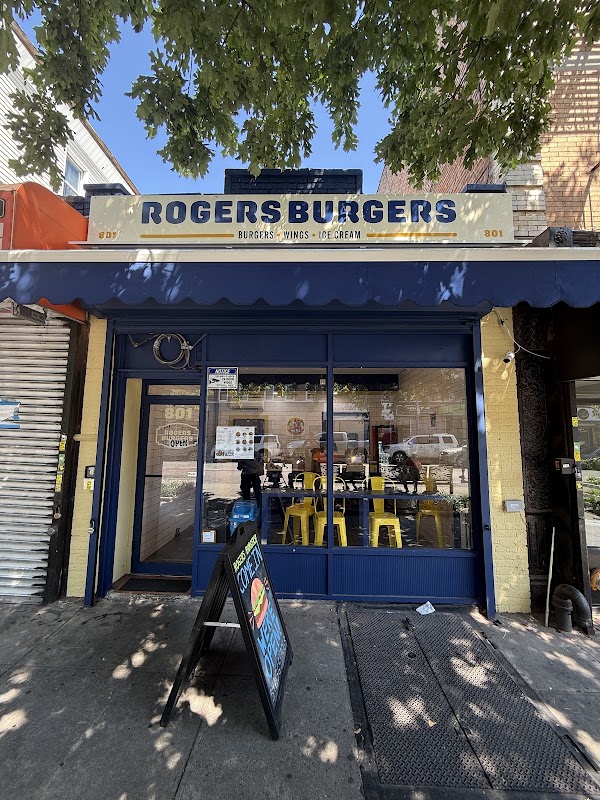 Rogers Burgers photo 5