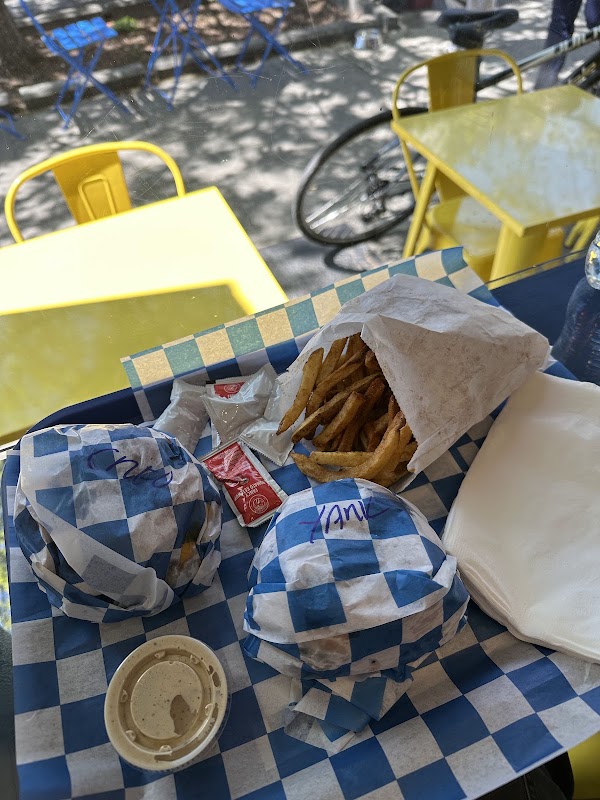 Rogers Burgers photo 6