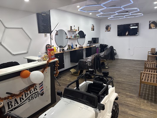 Superior Fadez photo 2