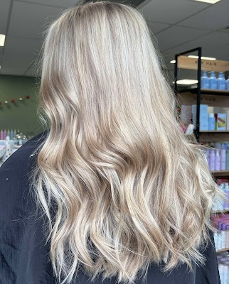 Blackwell Hair photo 2