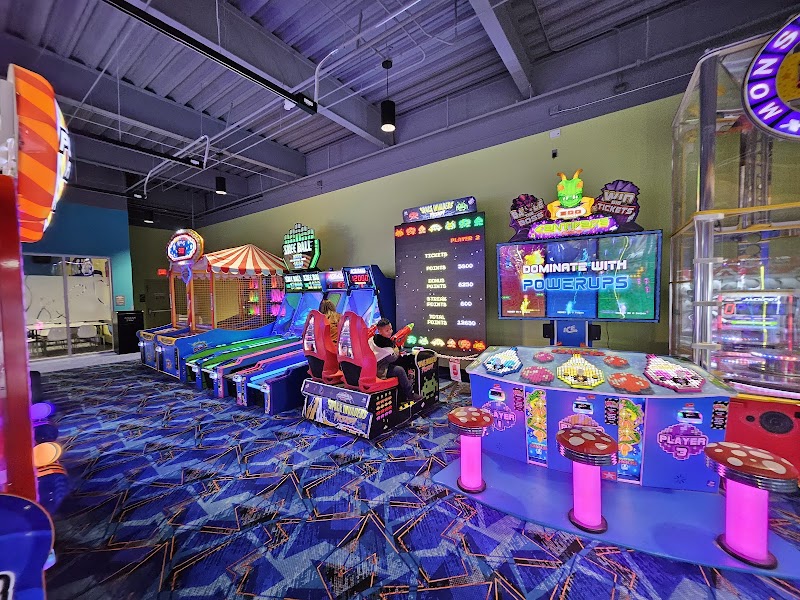 Round1 Bowling & Arcade - Glendale — Amusement Center in Glendale