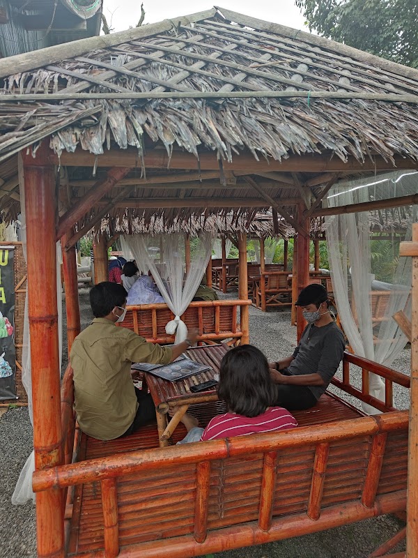 Mia Fried Chicken D Mache - Photo 1