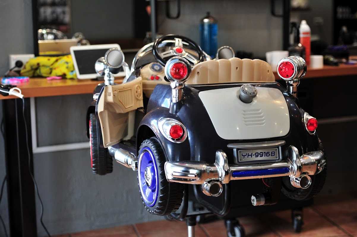 Bazza's Barbers photo 1