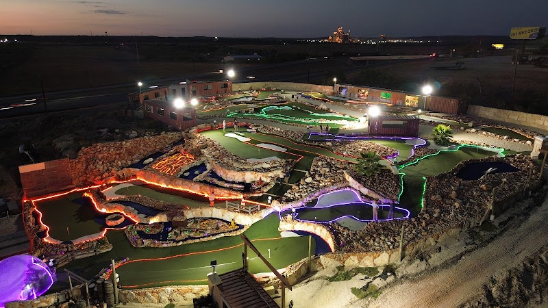 Sip-N-Putt — Miniature Golf Course in New Braunfels