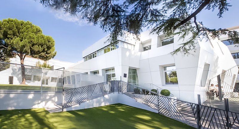 Colegio Ramón y Cajal