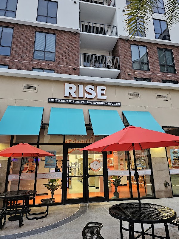 Rise Southern Biscuits & Righteous Chicken – Orlando Downtown