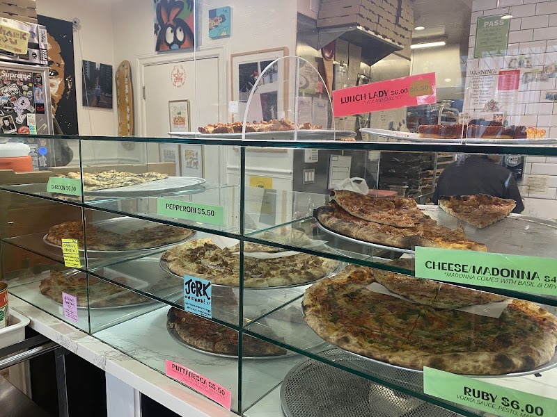 Outta Sight Pizza photo 4