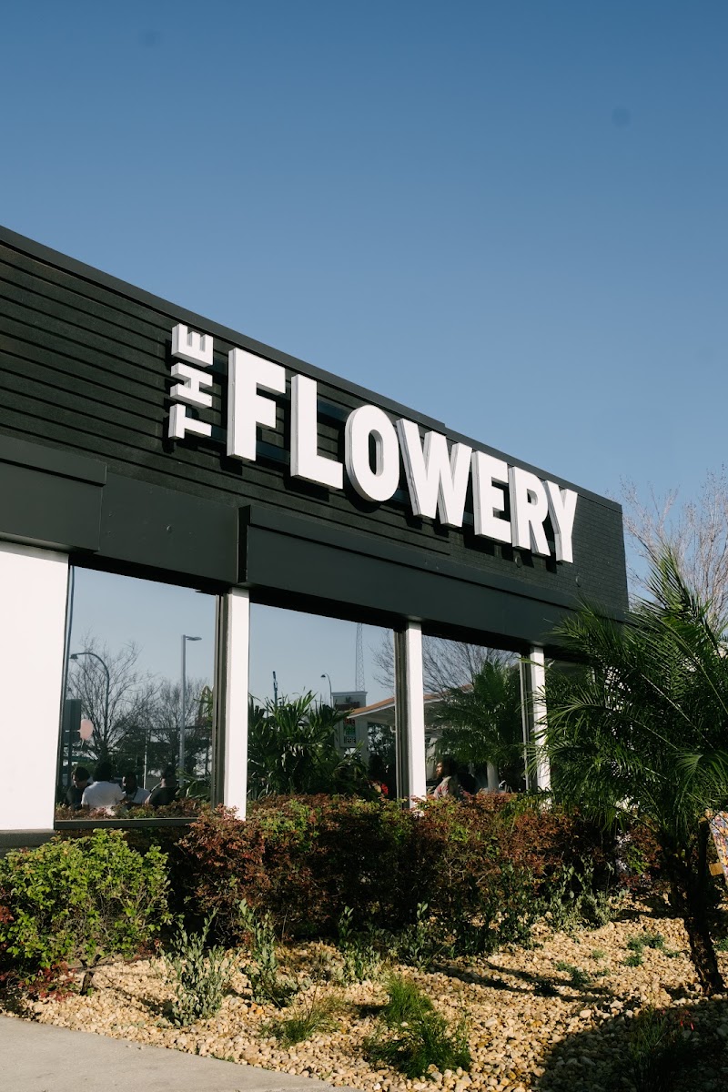 Video tour of The Flowery Dispensary Orlando retail environment