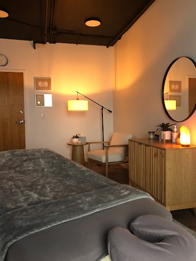 Carla Calitz, LMT, MLD-C