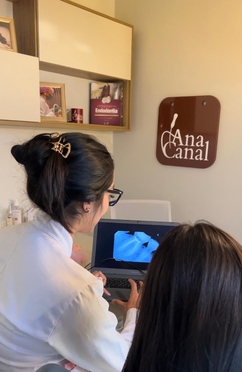 Dra. Ana Canal e Dr Anderson Canal I Casal de Dentistas e Especialistas em Canal - foto 5