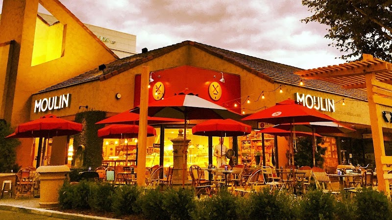 MOULIN photo 1