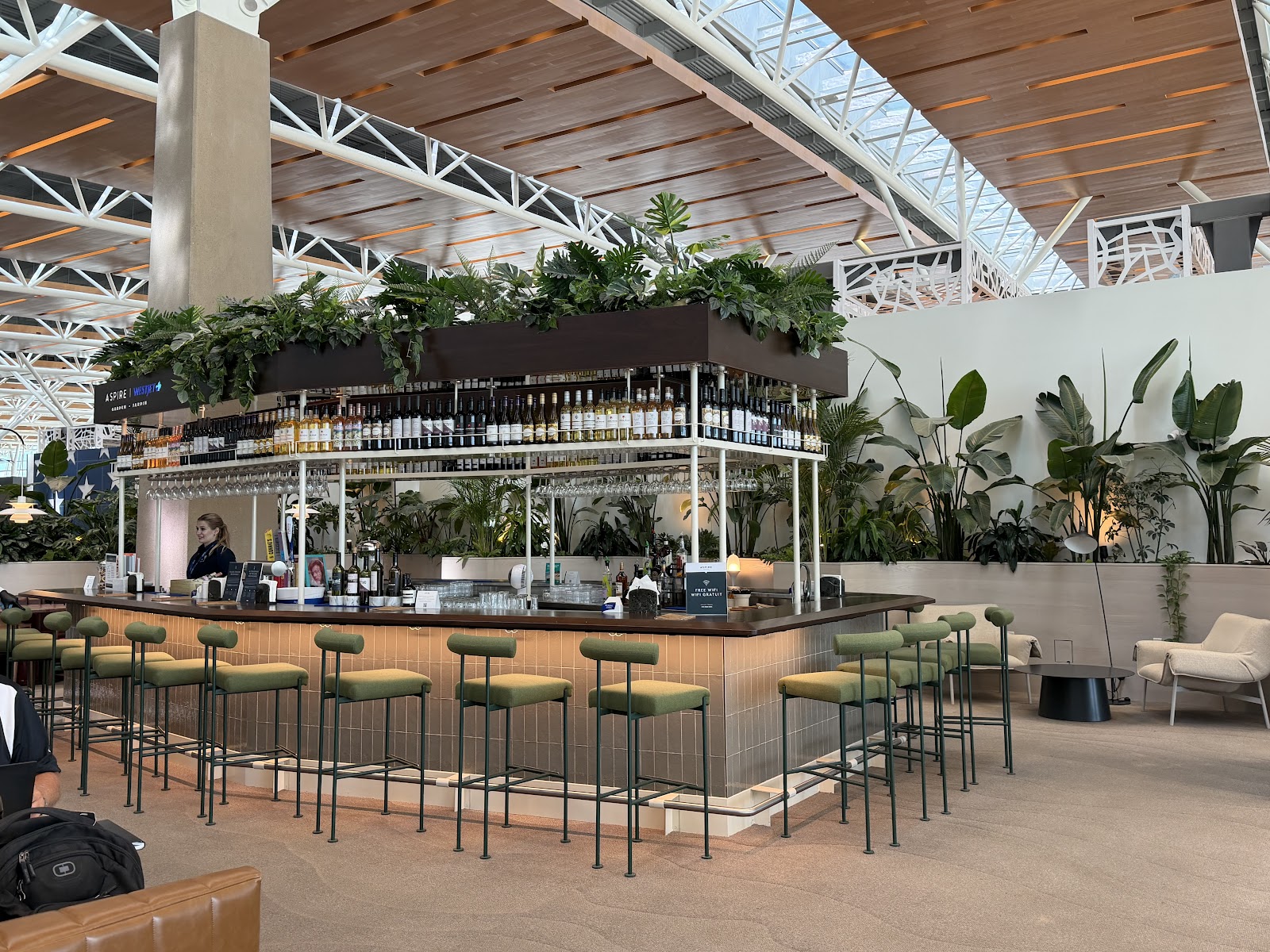 Aspire Lounge (US Transborder) — photo 1 (via Google)