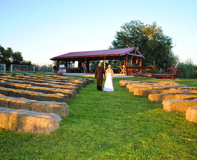 The Red Rock Guest Ranch - Photo 2