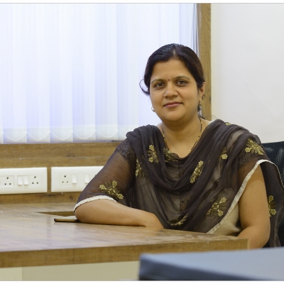Dr Kalyani Patil