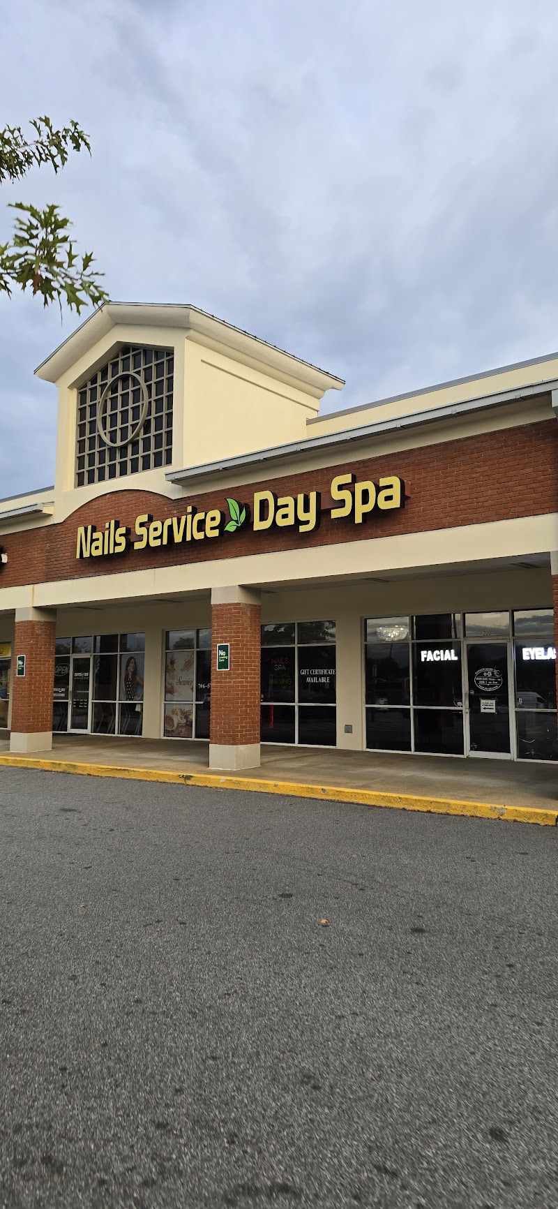 Nails Service Day Spa