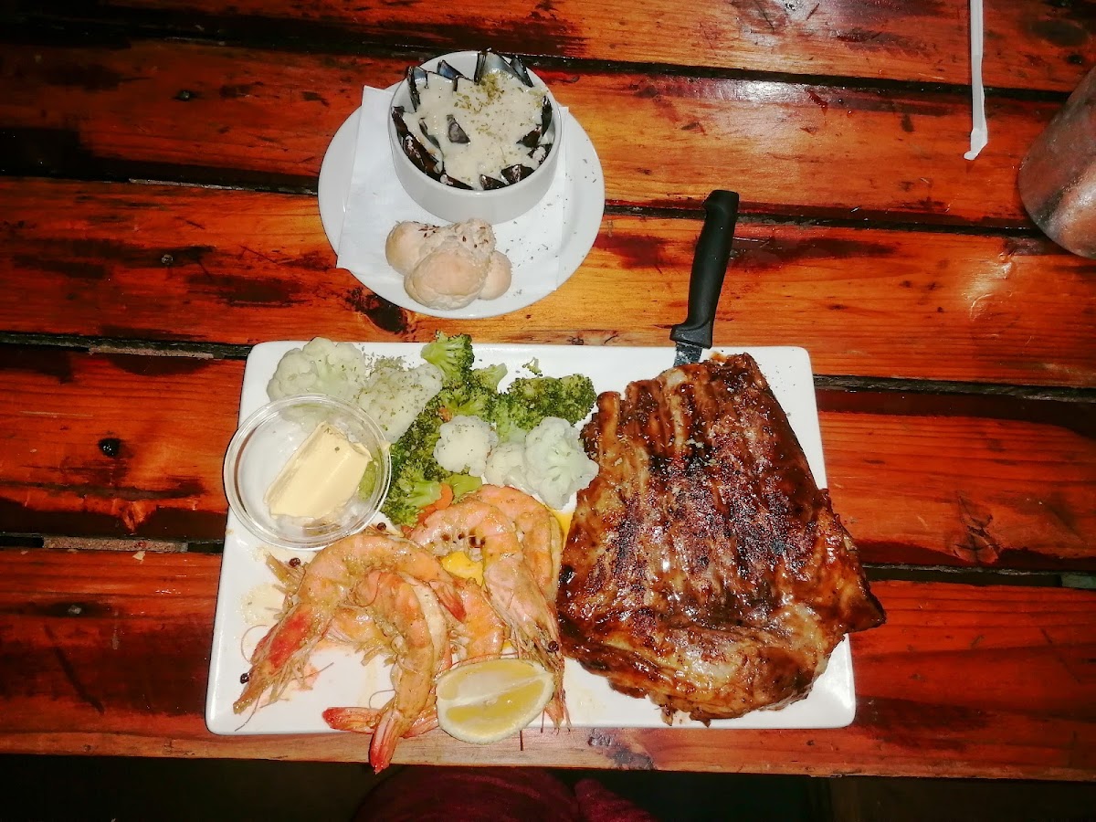 Anchor Viking Restaurant & Fresh Fish — photo 2