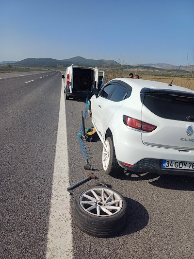 Oto Lastikçi Otoban 7/24 Yol Yardım - Oto Servisi