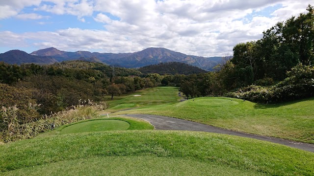 Sakuranbo Country Club - Photo 4