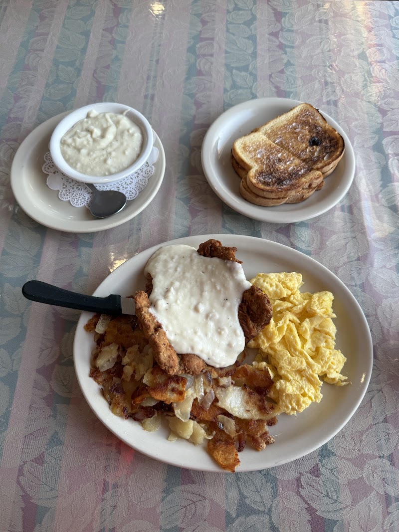Georgie's Cafe photo 3