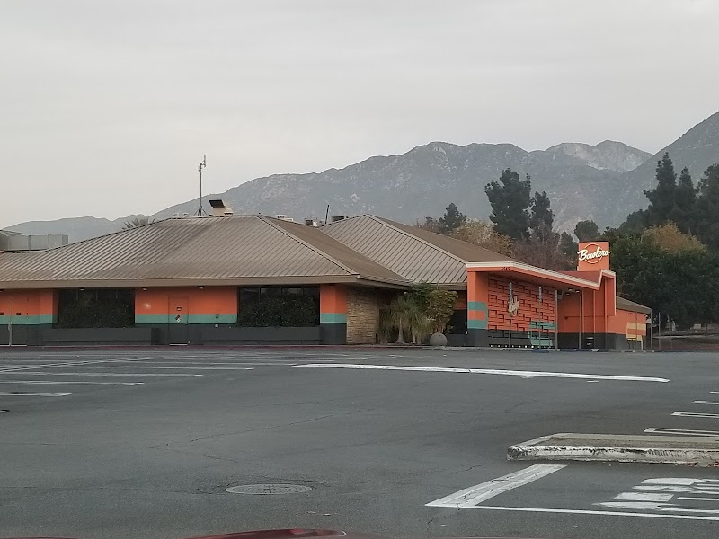 Lucky Strike Pasadena photo 7