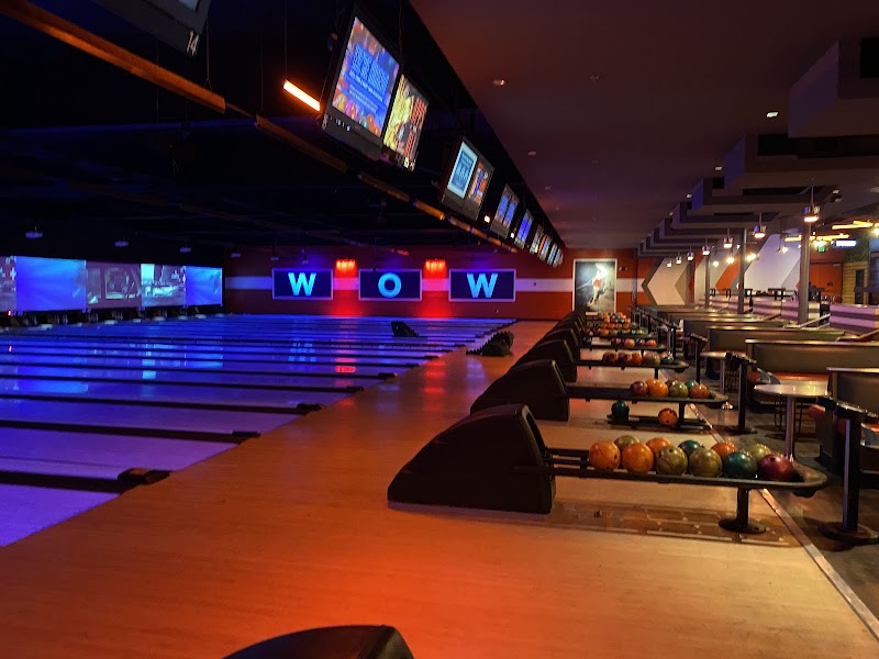 Lucky Strike Pasadena — Bowling Alley in Pasadena
