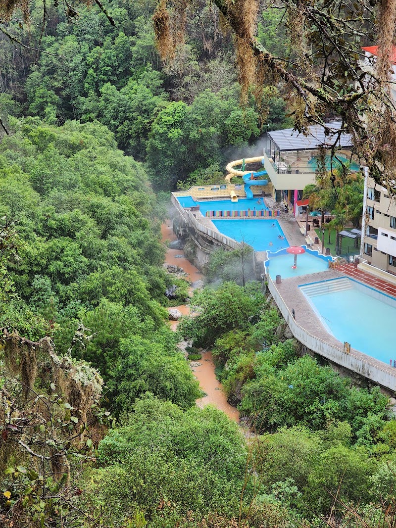 Estacionamiento balneario aguas termales Chignahuapan