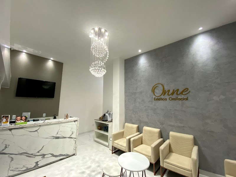 Onne Odontologia | Dentista Águas Claras | Implante Dentário Aparelho Invisível Invisalign - foto 3