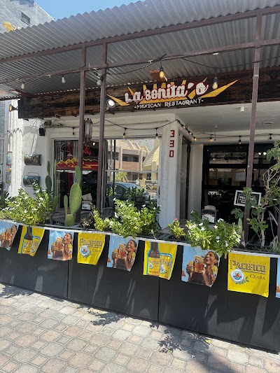 La Bonita's food truck