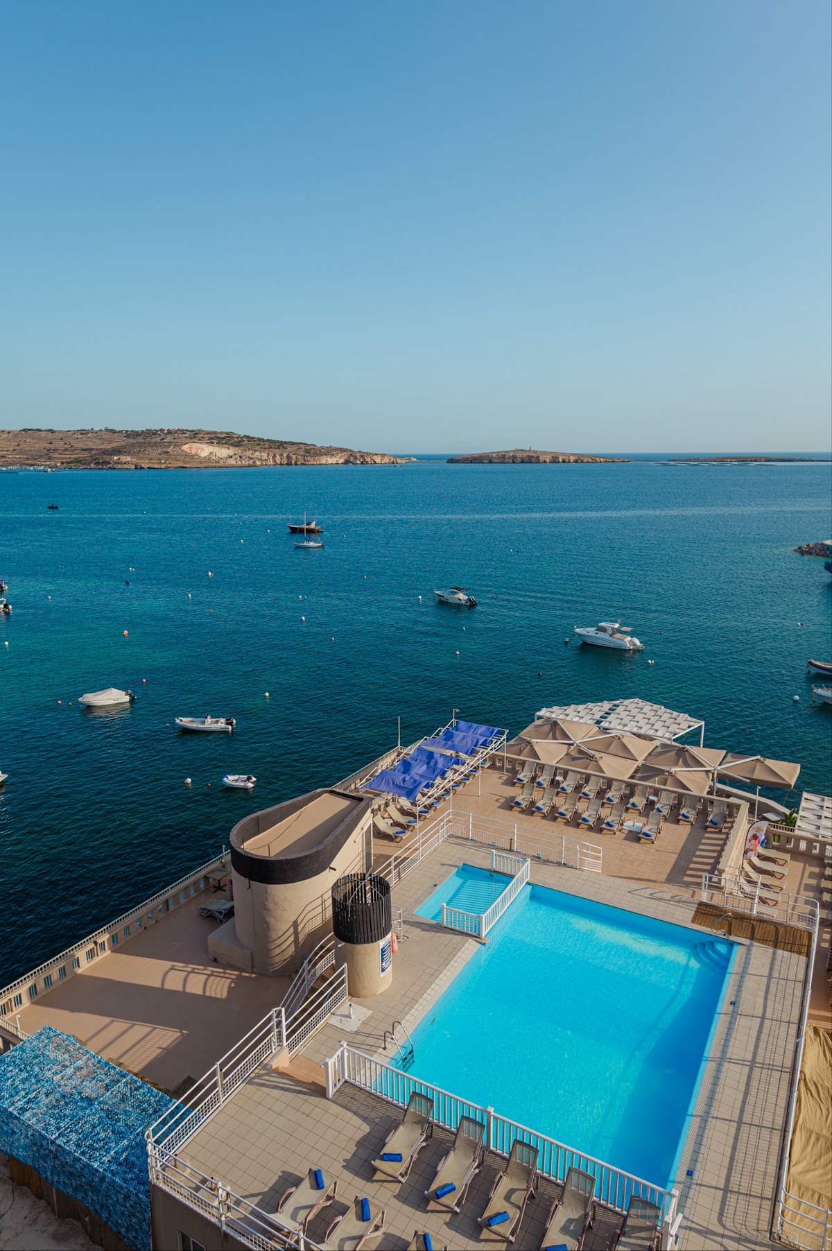 Gillieru Harbour Hotel, dog-friendly hotel, photo 4