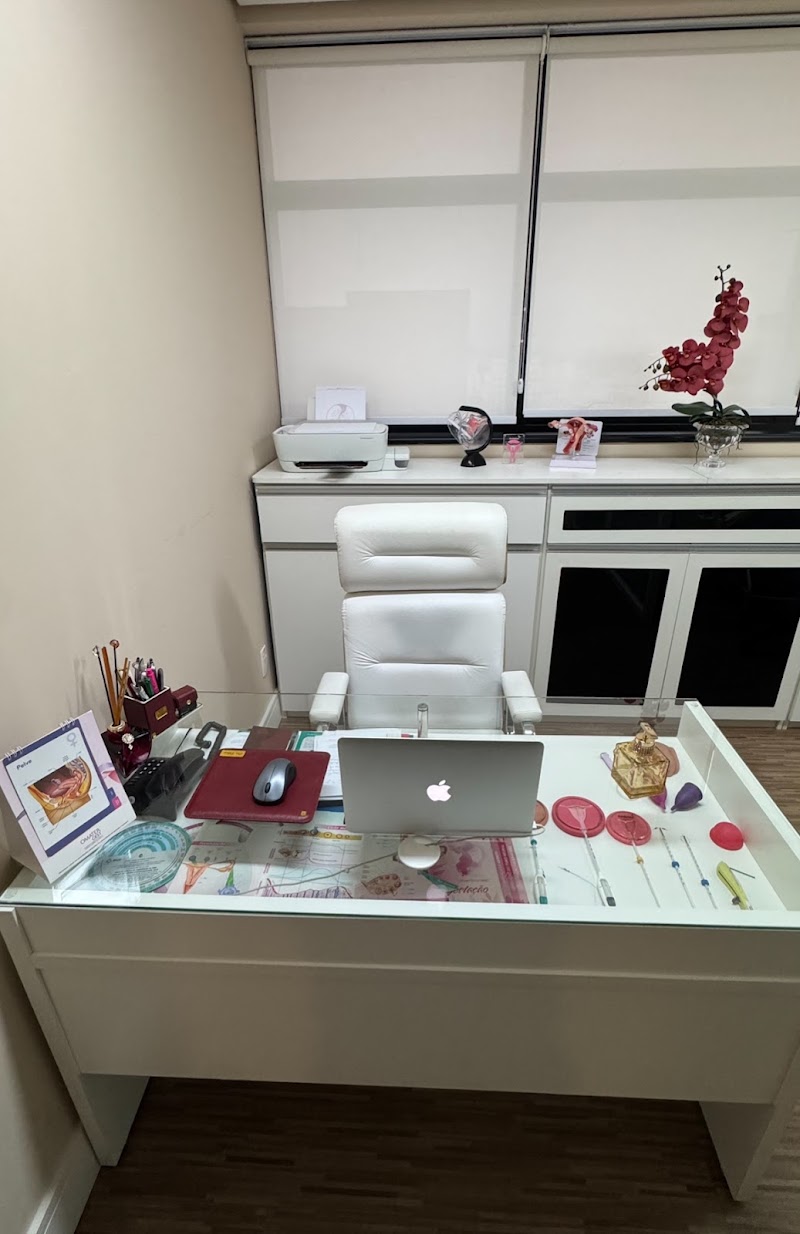 Foto de Dra. Débora Hidalgo, Ginecologista: HPV, Menopausa, Anticoncepção (DIU e implante)