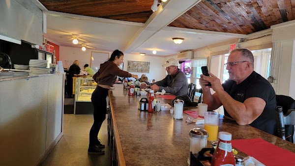 Vinnie’s Beachside Café