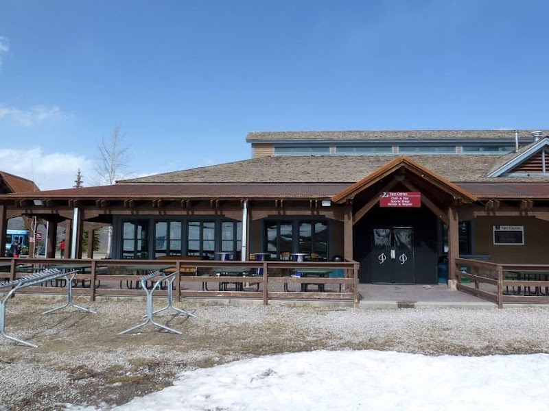 Two Creeks Cafe photo 2