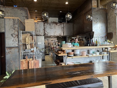 ENGINE ROOM DEEP DISH PIZZA