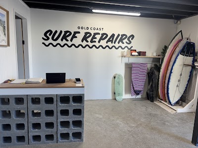 GOLD COAST SURF REPAIRS logo