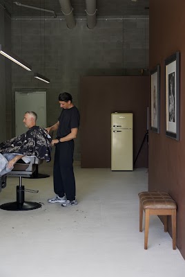 HOUSE BARBERSHOP