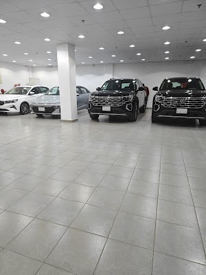 يلو لتأجير السيارات