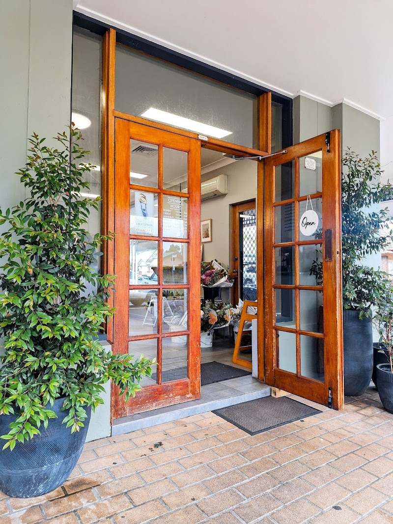 The Icky Sticky Patisserie